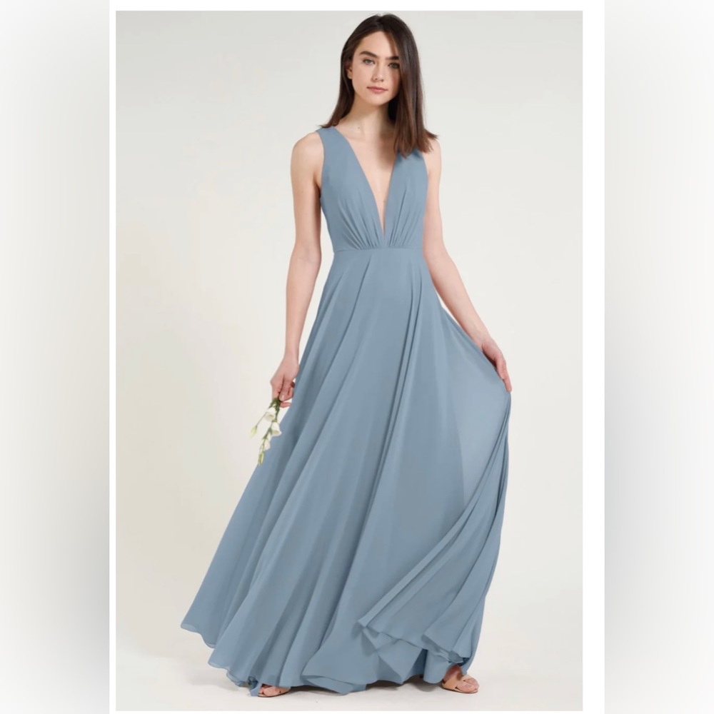 Jenny Yoo bridesmaids dress
Style:  Ryan
Color: Bluebell
Extra Length: No